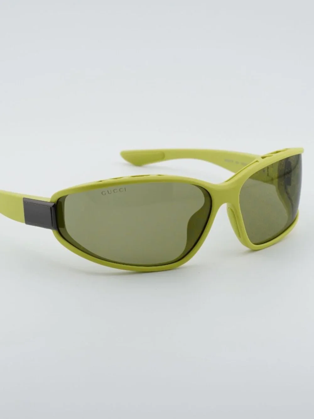 Gucci GG2011S 002 Sunglasses Acid Green Geometric Frame, Green Lenses